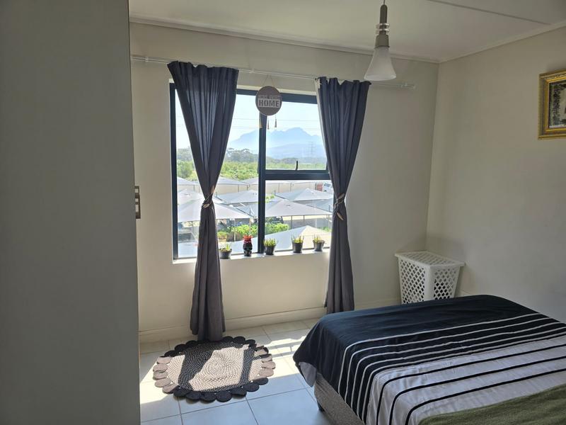 2 Bedroom Property for Sale in Gordons Bay Western Cape